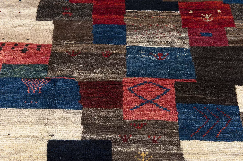 Modern Iraans Gabbeh vloerkleed Brokking Vloerkledenspecialist.nl IJsselstein