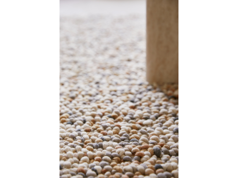 BC-pebble-beach-beige-129801 E hr Brokking Vloerkledenspecialist.nl IJsselstein